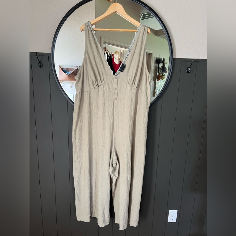 Sage Green ASOS Romper Women’s Size 22